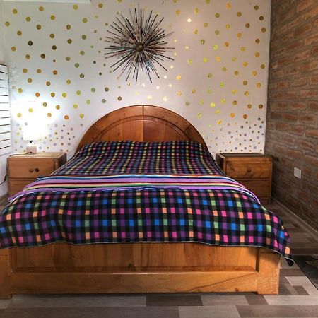 Mini Suites En El Mejor Sector De La Ciudad Кито Екстериор снимка